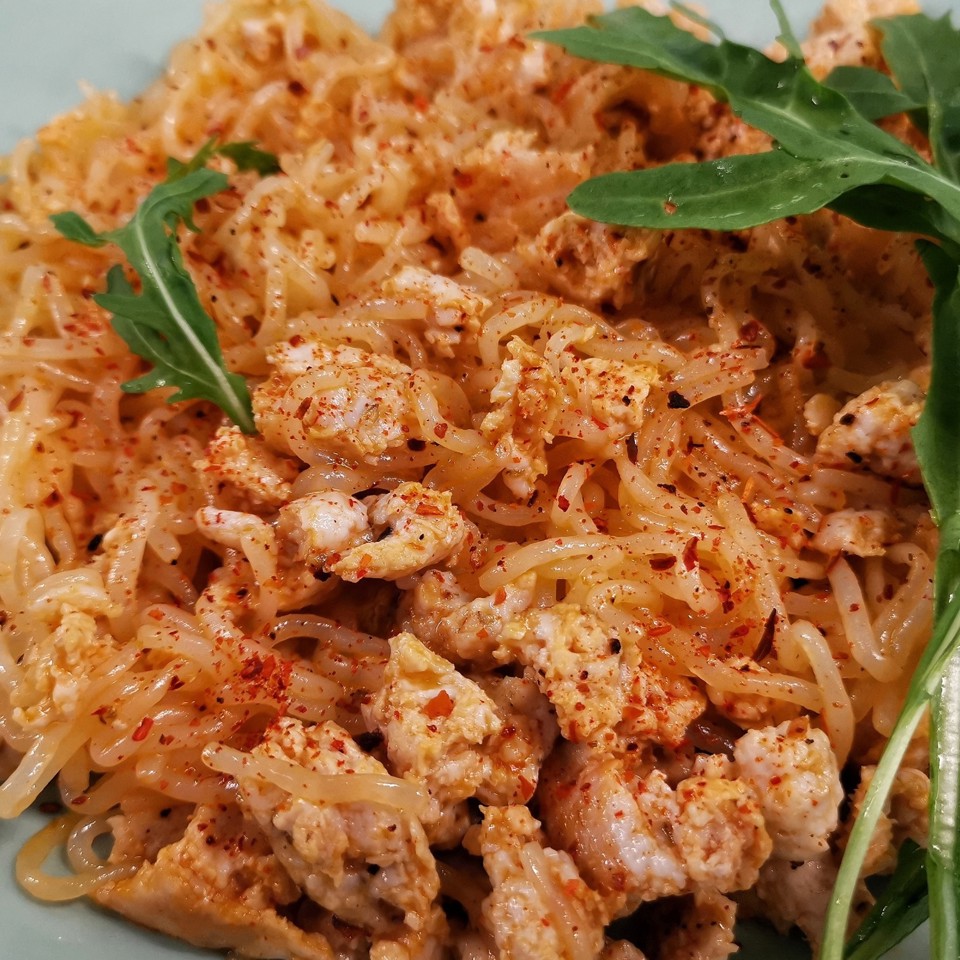 Кето-макароны по-флотски с курицей
