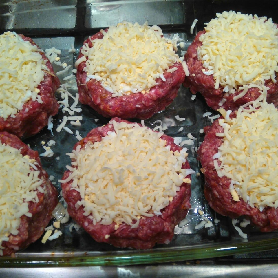 Котлеты с начинкой из картофеля и лука
