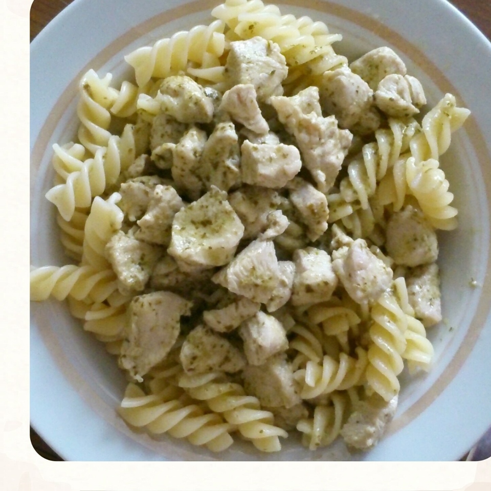Курица со сливочным песто