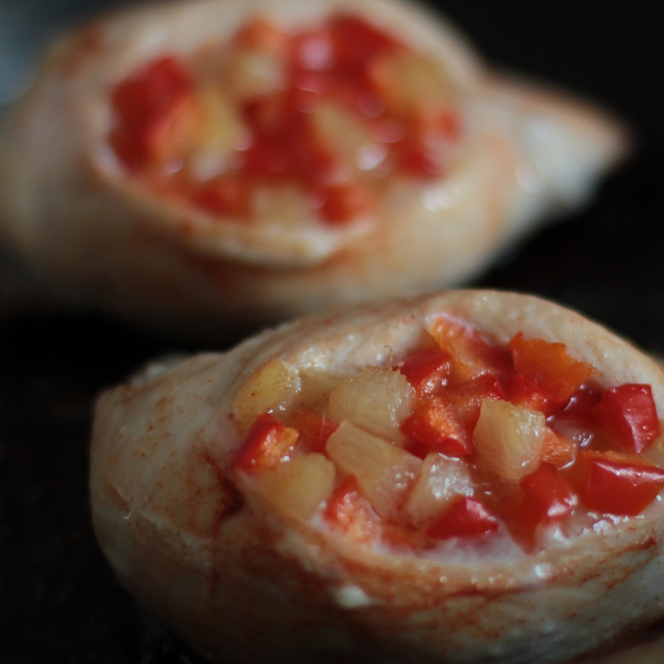 Куриные кармашки с ананасом