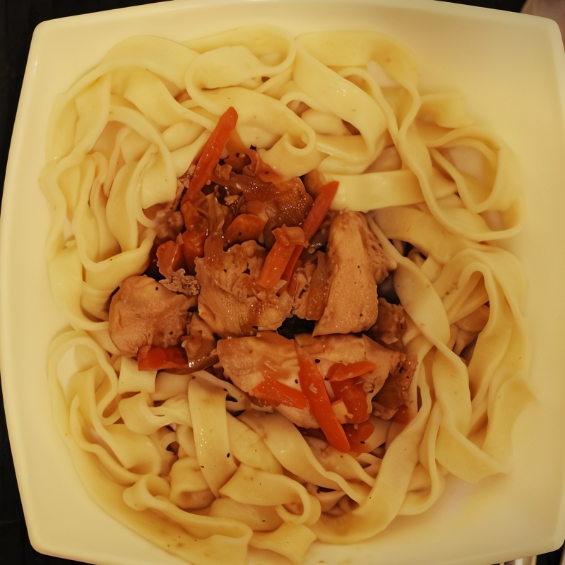 Лапша с острой курицей