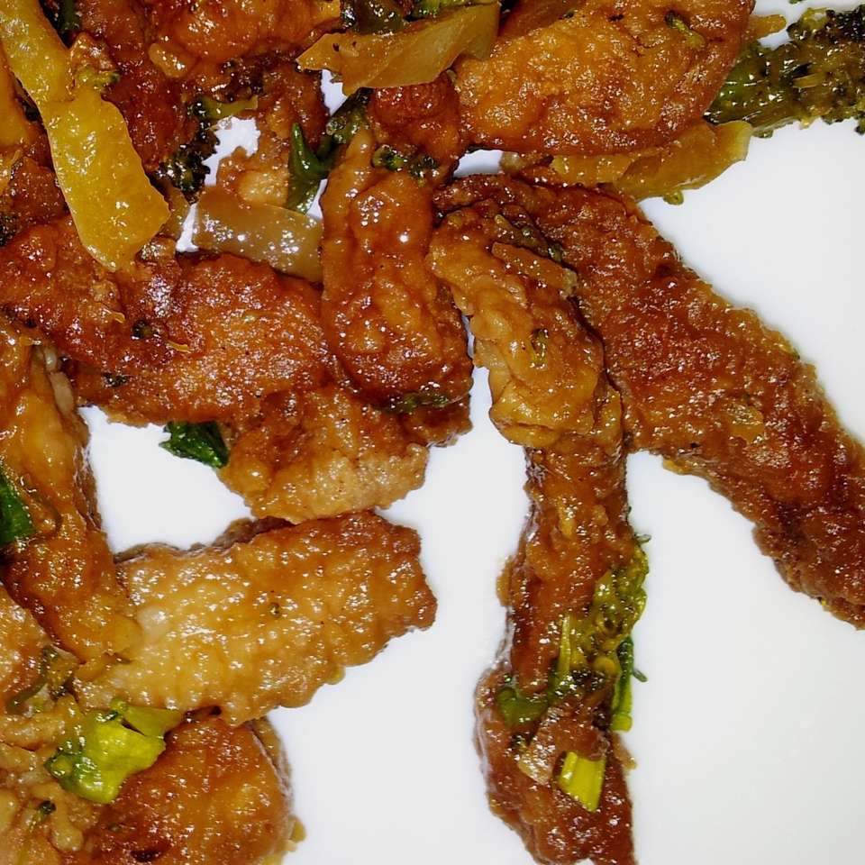 Маринованная свинина с овощами и острым перцем