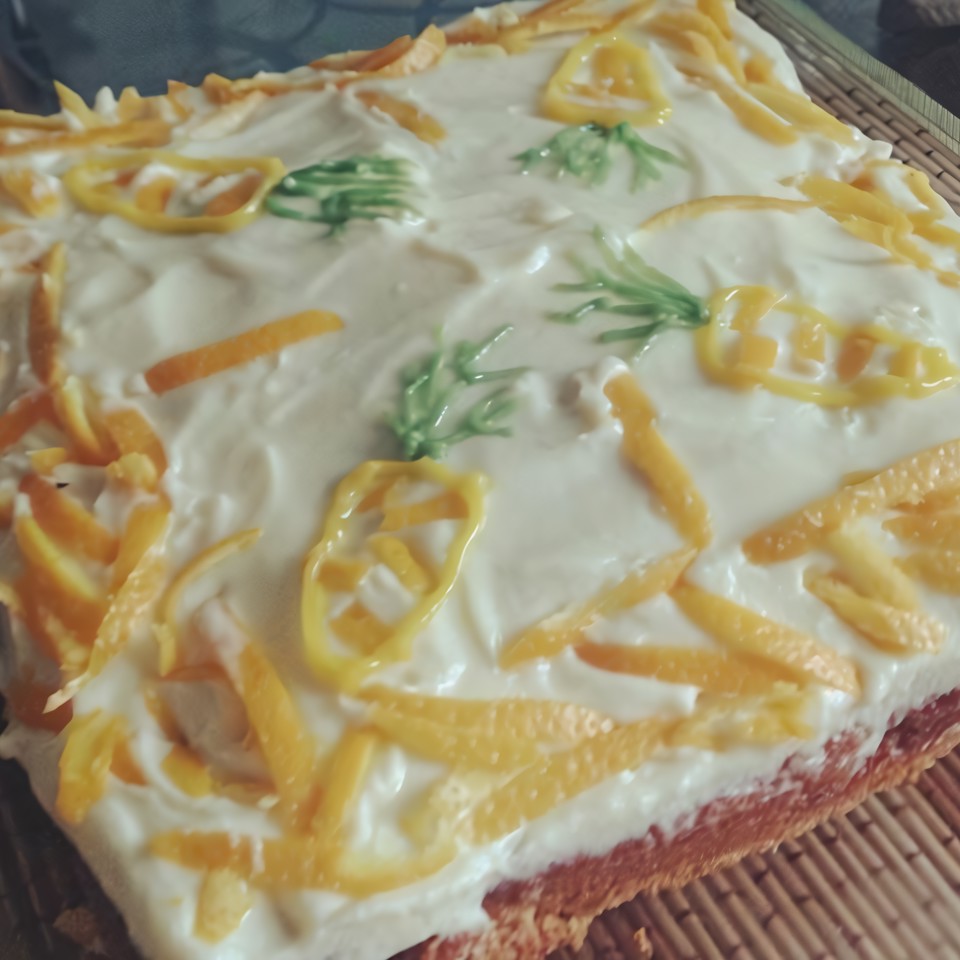 Морковный торт с кремом из сливочного сыра