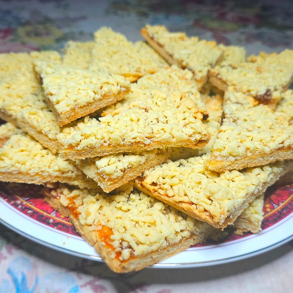 Песочное печенье с абрикосовым джемом