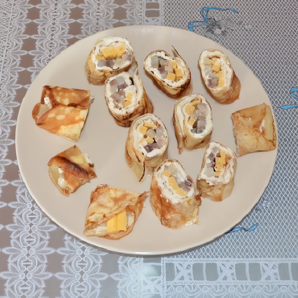 Роллы из блинов с селедкой и творожным сыром