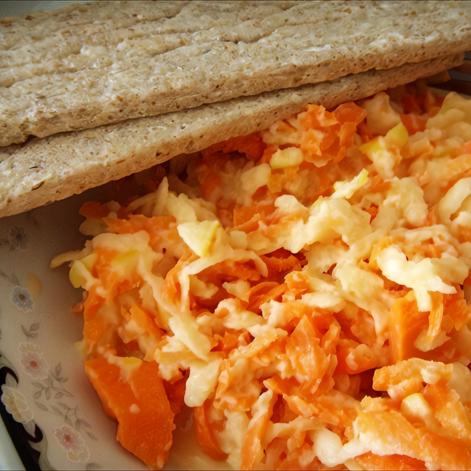 Салат из моркови с хреном