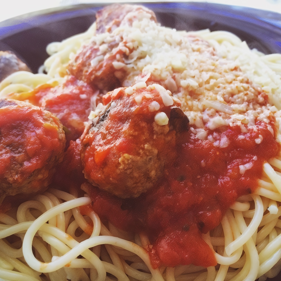Спагетти с мясными шариками (meatballs)