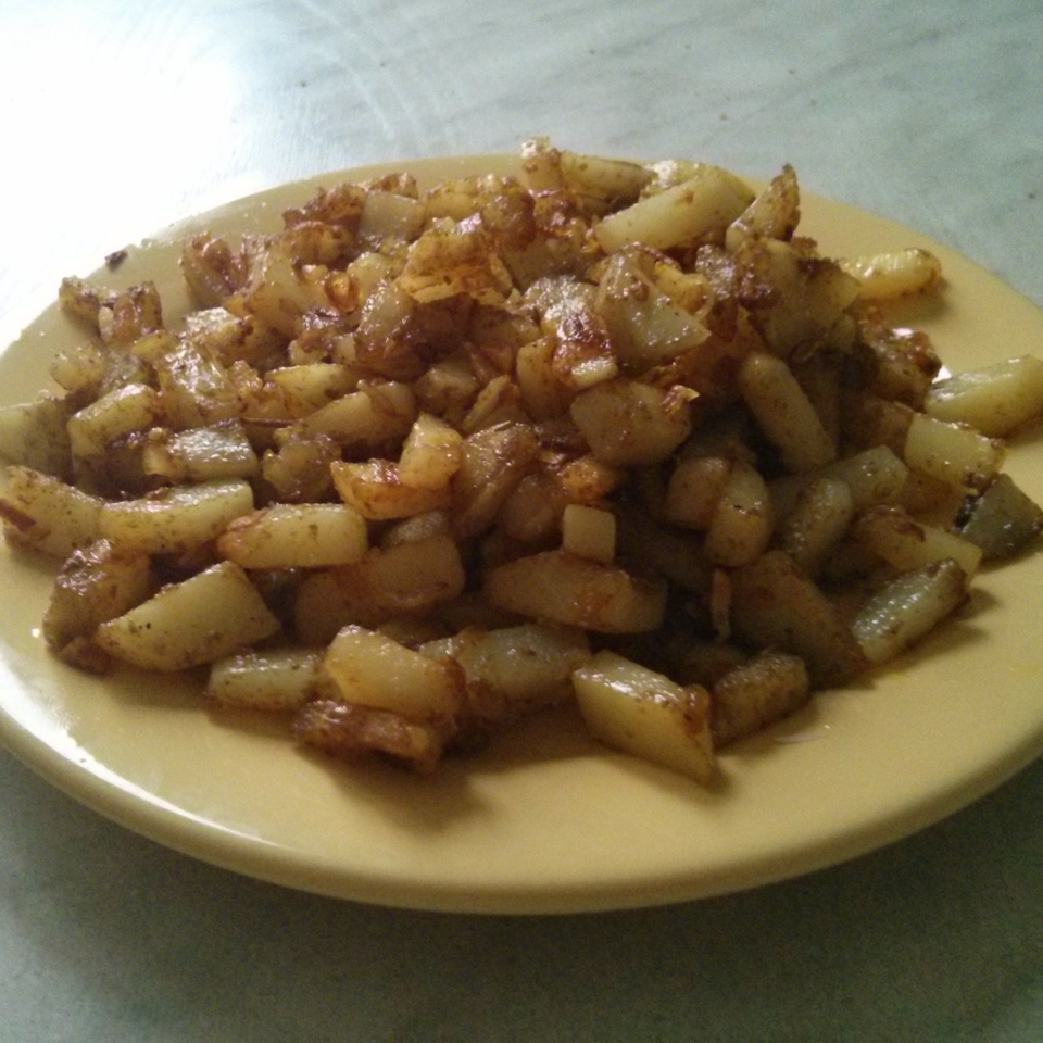 Жареный картофель с карри