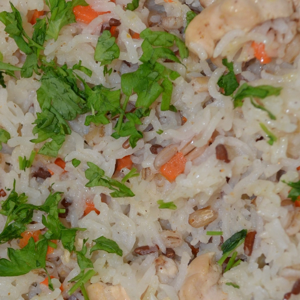 Жареный рис с перловкой и мясом