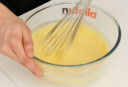 Фото шага рецепта Американские панкейки с Nutella 114587 шаг 1  