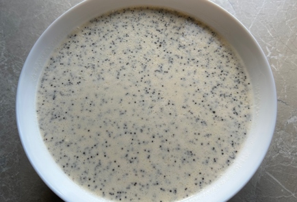 Фото шага рецепта Блинчики с маком на концентрированном молоке 174144 шаг 10  