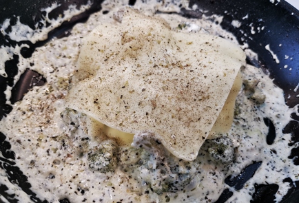 Фото шага рецепта Брокколи с сыром и базиликом 140720 шаг 9  