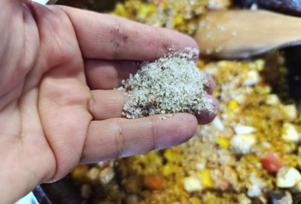 Фото шага рецепта Булгур с овощами и грибами 190831 шаг 10