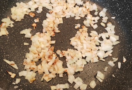 Фото шага рецепта Бутерброды с шампиньонами и сыром 190719 шаг 4