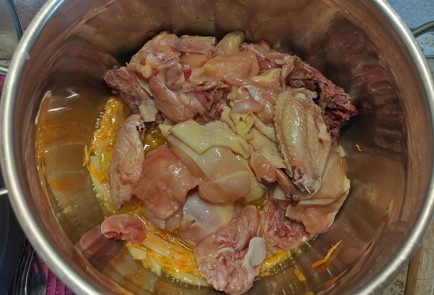 Фото шага рецепта Чахохбили из курицы и картофеля 186714 шаг 7  