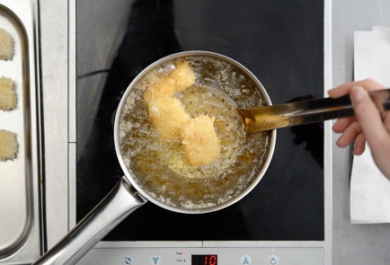 Фото шага рецепта Чешский жареный сыр 50181 шаг 3  