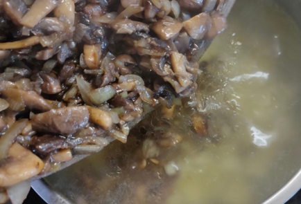 Фото шага рецепта Чешский грибной суп кулайда 176356 шаг 10  