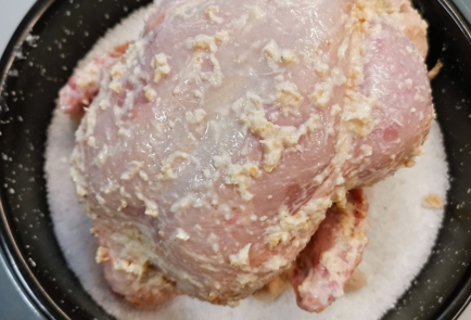 Фото шага рецепта Цыпленок запеченный в маринаде из хрена 173328 шаг 3  