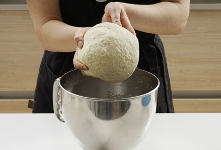 Фото шага рецепта Домашние пирожки с капустой 152954 шаг 4  