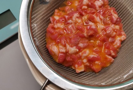 Фото шага рецепта Домашний бургер 190739 шаг 7