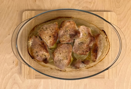 Фото шага рецепта Эскалопы из свинины с картошкой в духовке 173875 шаг 13  