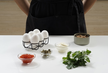 Фото шага рецепта Фаршированные яйца с тунцом 152947 шаг 1  