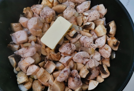 Фото шага рецепта Фрикасе с курицей и грибами 176191 шаг 9  