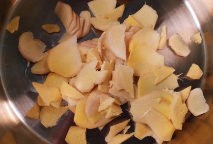 Фото шага рецепта Глинтвейн 190717 шаг 1  