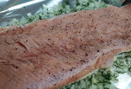 Фото шага рецепта Горбуша в фольге 190911 шаг 8  