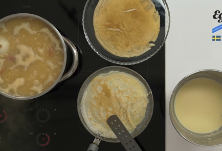 Фото шага рецепта Гороховый суп с блинчиками 136820 шаг 3  