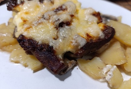 Фото шага рецепта Говядина пофранцузски с грибами 190866 шаг 19  