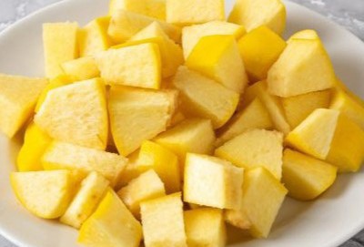 Фото шага рецепта Говяжья печень тушеная с айвой 190837 шаг 11