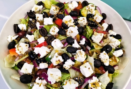 Фото шага рецепта Греческий салат с халапеньо 175522 шаг 12  