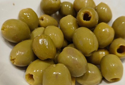 Фото шага рецепта Греческий салат с оливкой и сыром фета 190917 шаг 6  