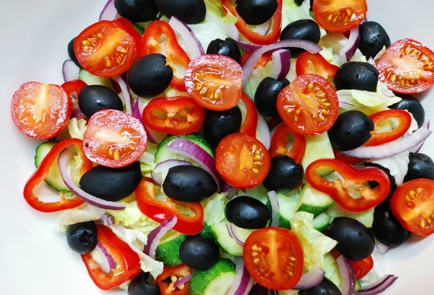 Фото шага рецепта Греческий салат с рамиро 175520 шаг 9  