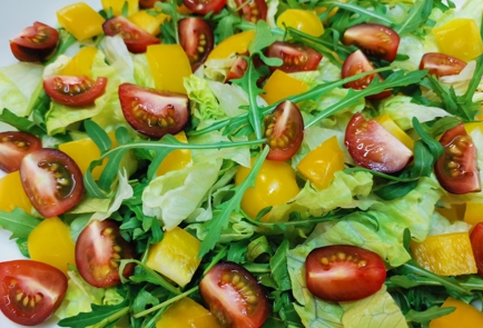 Греческий салат с листьями рукколы рецепт пошагово с фото - как приготовить?
