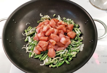 Фото шага рецепта Гречневая лапша с индейкой и овощами в соусе терияки 151108 шаг 10  