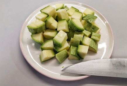 Фото шага рецепта Гречневая лапша с индейкой и овощами в соусе терияки 151108 шаг 4  