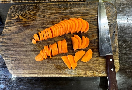 Фото шага рецепта Хек запеченный в томатном соусе с луком и морковью 175333 шаг 3  