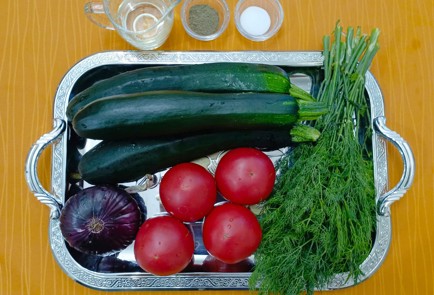 Фото шага рецепта Холодный салат из кабачков и помидоров 186747 шаг 1  