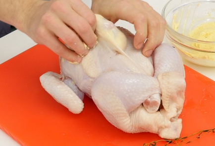 Фото шага рецепта Идеальная запеченная курица 126117 шаг 5  