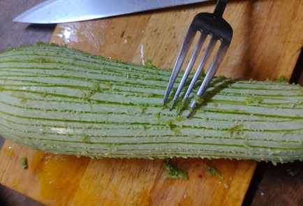 Фото шага рецепта Кабачковый торт с творожным сыром чесноком и зеленью 186541 шаг 2  