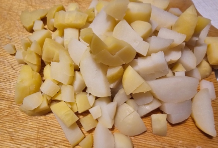 Фото шага рецепта Кальмаровый салат с медовогорчичной заправкой 175339 шаг 6  