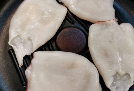 Фото шага рецепта Фаршированные кальмары грибами с сыром 152292 шаг 6  