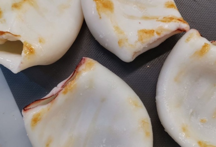 Фото шага рецепта Фаршированные кальмары грибами с сыром 152292 шаг 7  