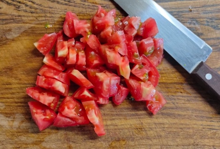 Фото шага рецепта Капуста тушенная с помидором перцем и молодым горошком 174281 шаг 6  