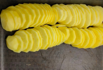 Фото шага рецепта Картофель запеченный с сыром 175586 шаг 4  