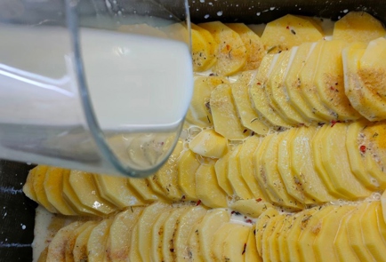 Фото шага рецепта Картофель запеченный с сыром 175586 шаг 7  