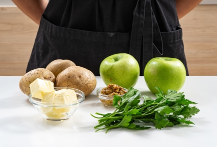 Фото шага рецепта Картофельное пюре с горчицей и яблоками 175437 шаг 1  