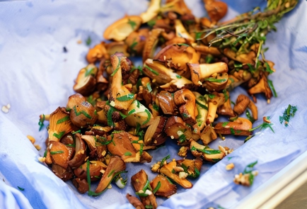 Фото шага рецепта Жареная картошка с лесными грибами 138296 шаг 8  